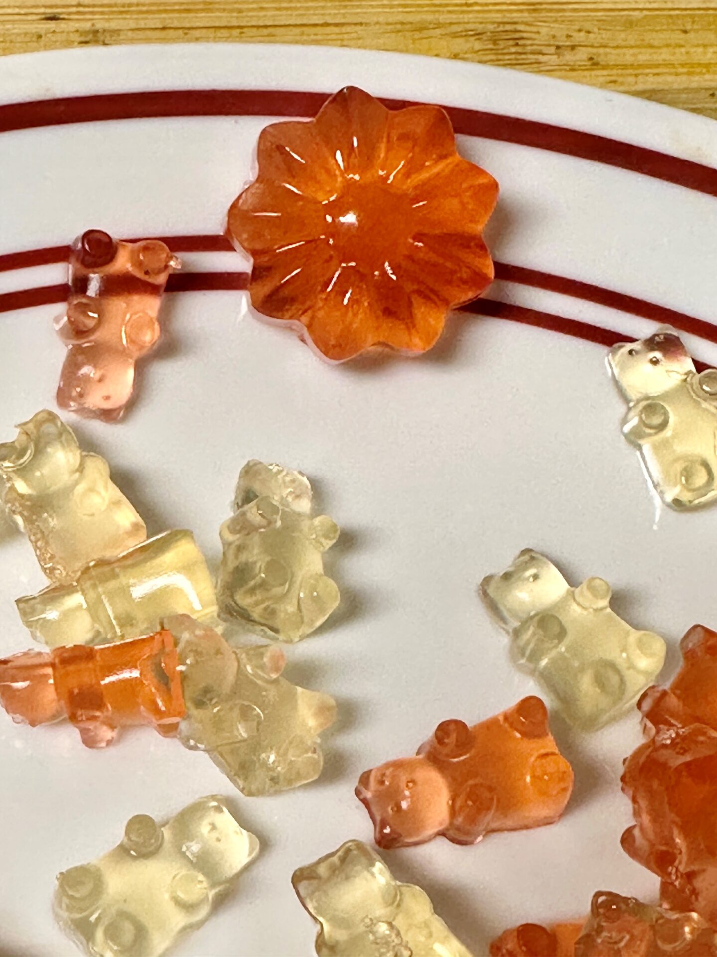 How To Make A Healthy 3 Ingredient Gummy Bear At Home